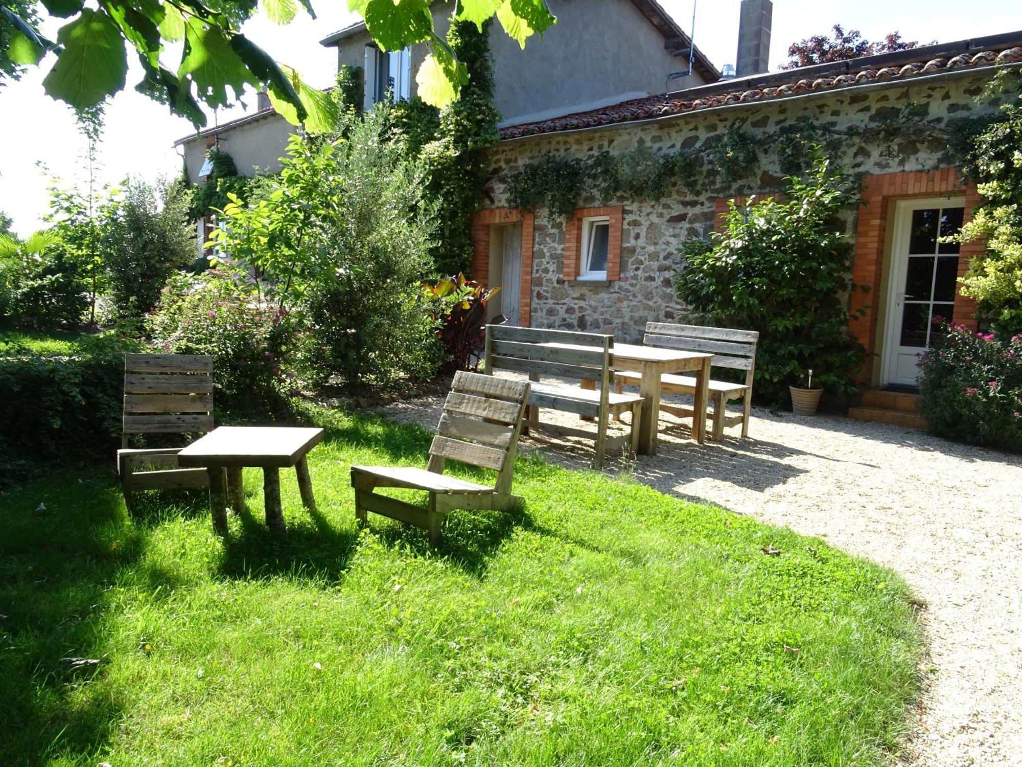 Terre Et Eau La Chambre D'Hotes Du Jardinier Sevremont Exterior foto